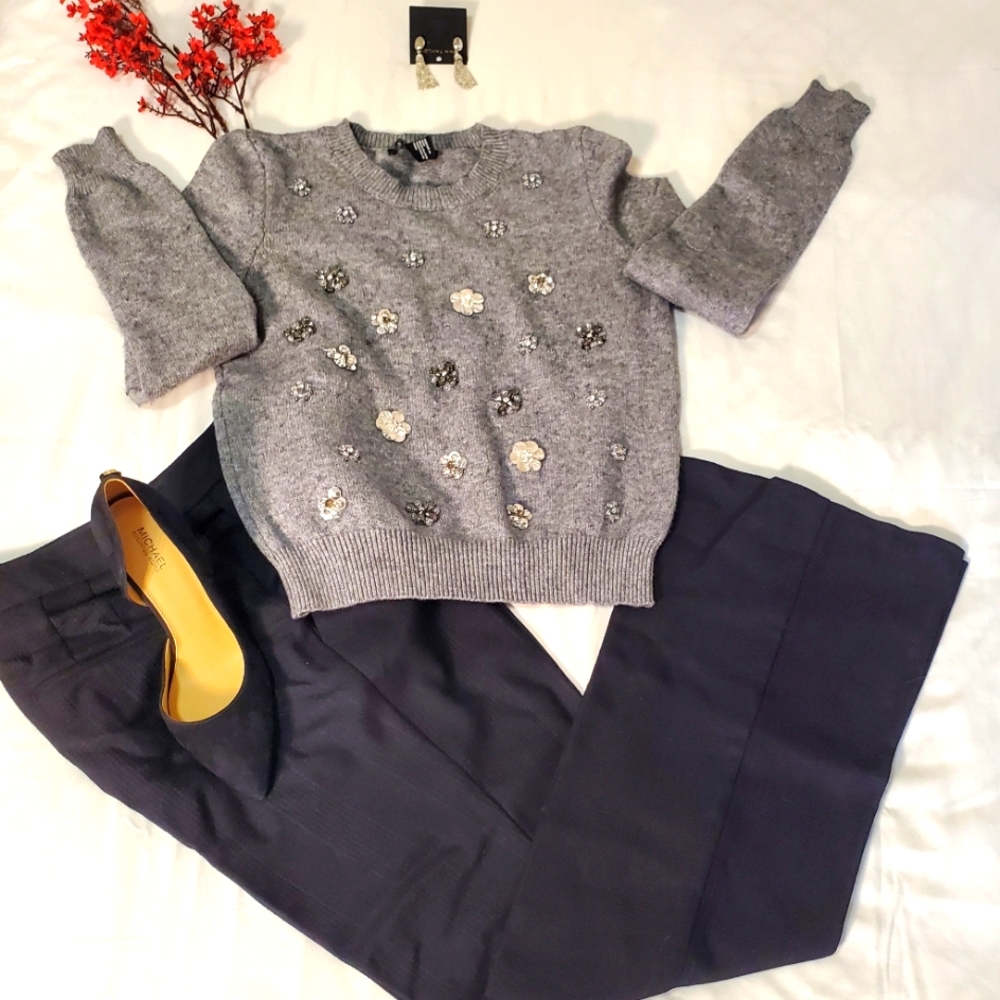 Elegant Sweater Jewels
